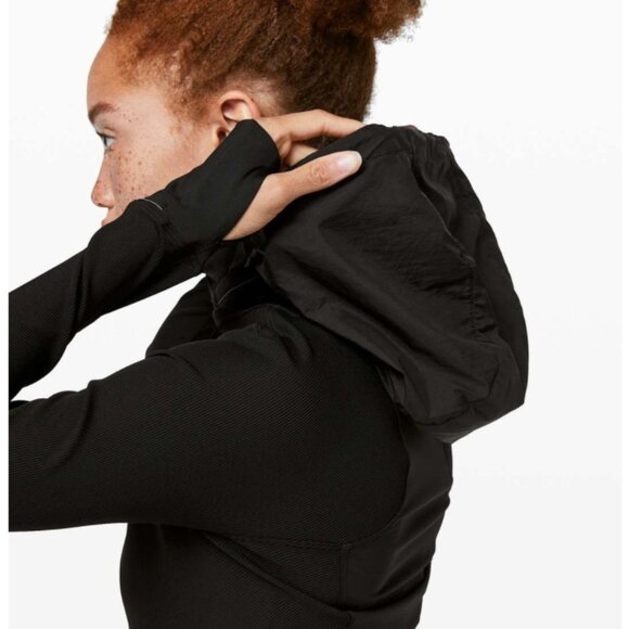 Lululemon Far and Free Nulux Black Slimming Running Jacket Hood Size 4 - Picture 2 of 9